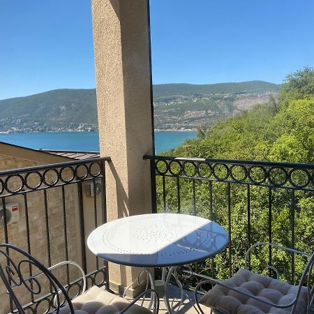 Apartamento Adria Sea & Mountains Herceg Novi Exterior foto