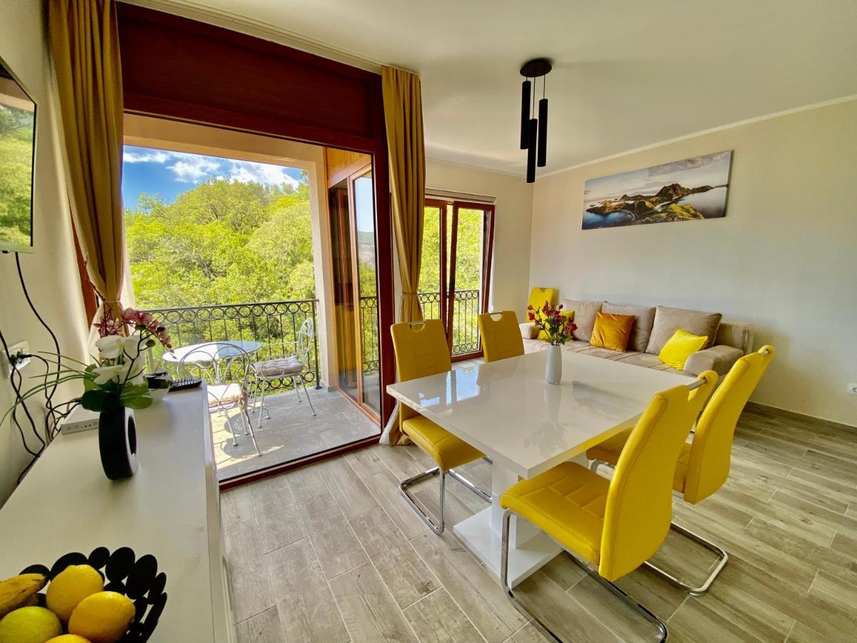 Apartamento Adria Sea & Mountains Herceg Novi Exterior foto