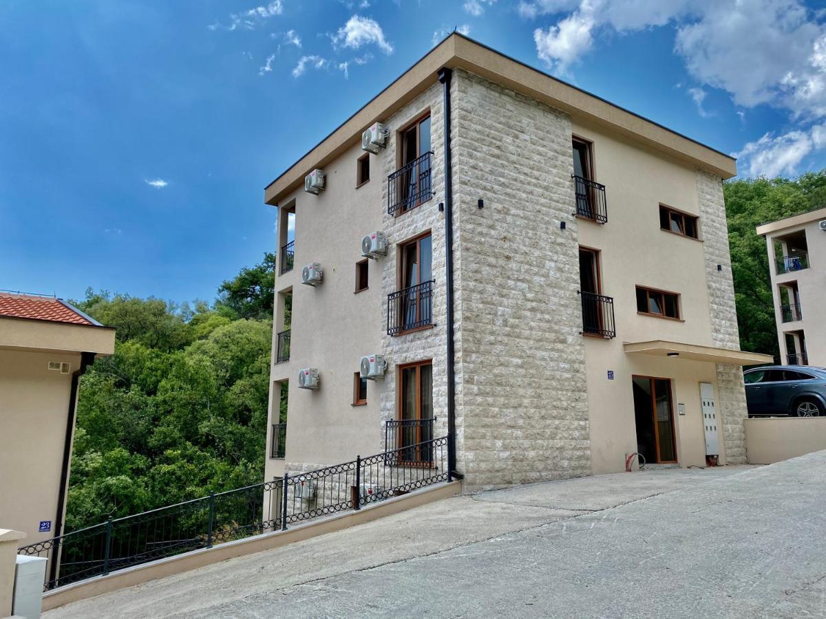 Apartamento Adria Sea & Mountains Herceg Novi Exterior foto